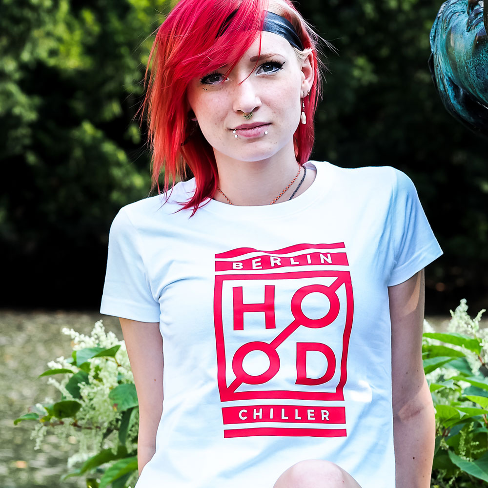 T-Shirt: Modern Hood Chiller